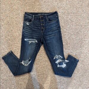 American Eagle Outfitters Women's Distressed Blue Jeans